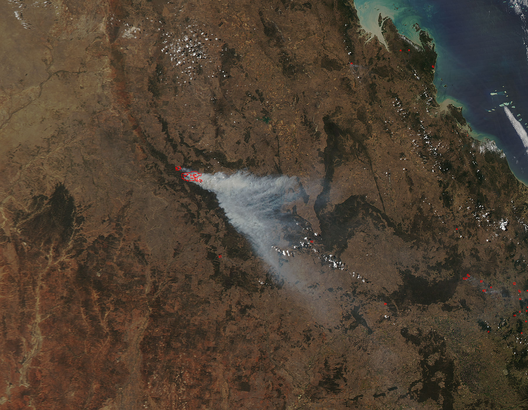 Fires and smoke in Queensland, Australia (afternoon overpass) - related image preview