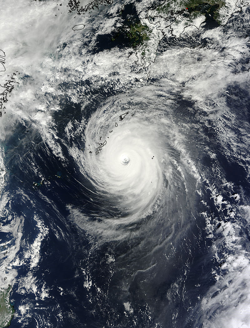 Typhoon Danas (23W) off Japan - related image preview