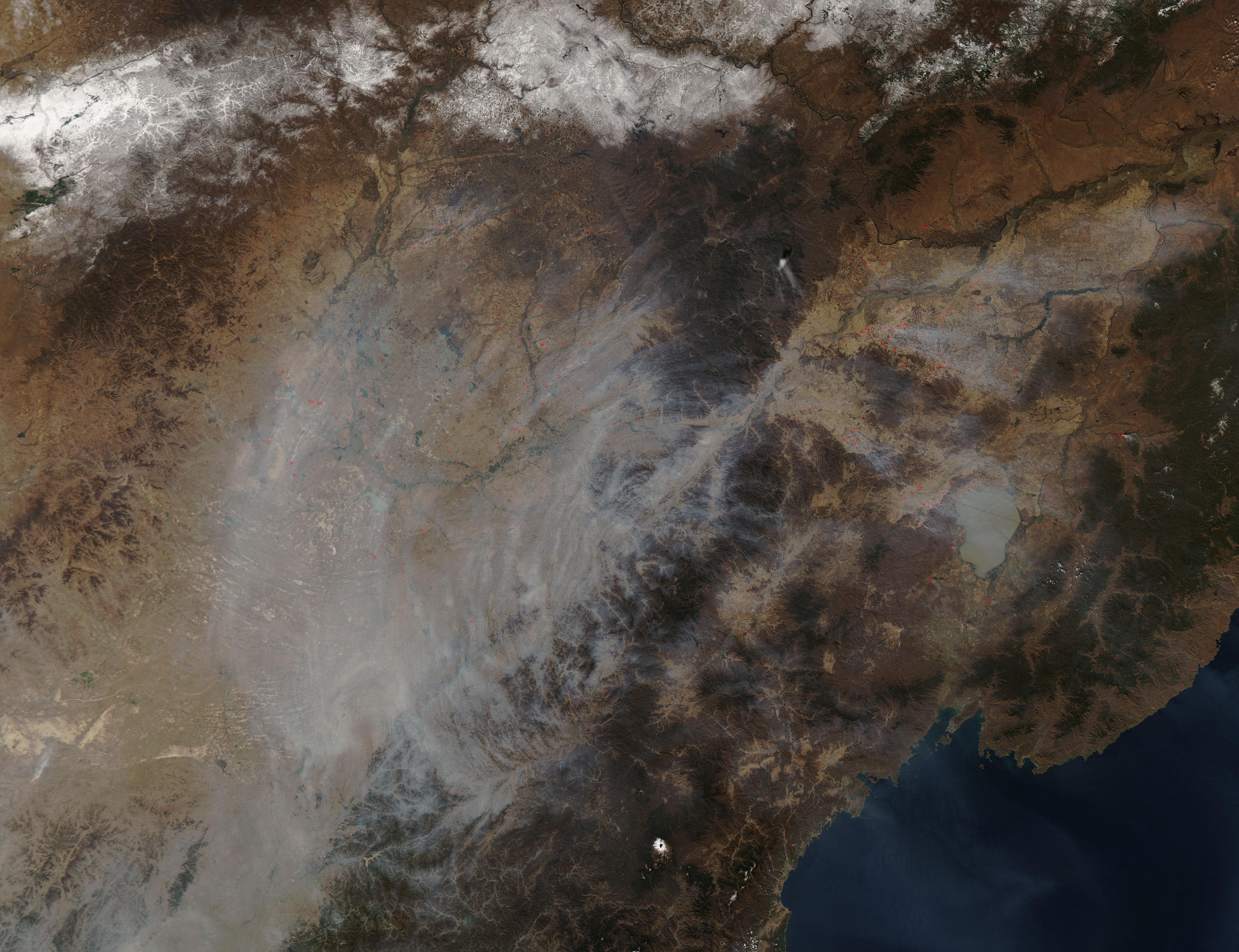 Fires and smoke in northeastern China (afternoon overpass) - related image preview