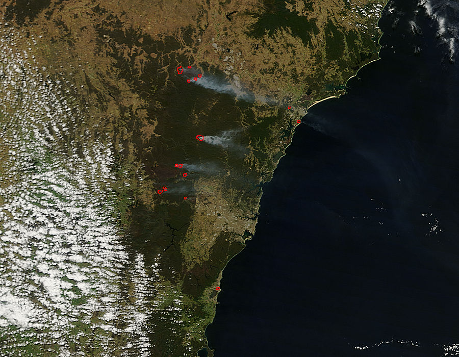 Fires near Sydney, Australia (morning overpass)