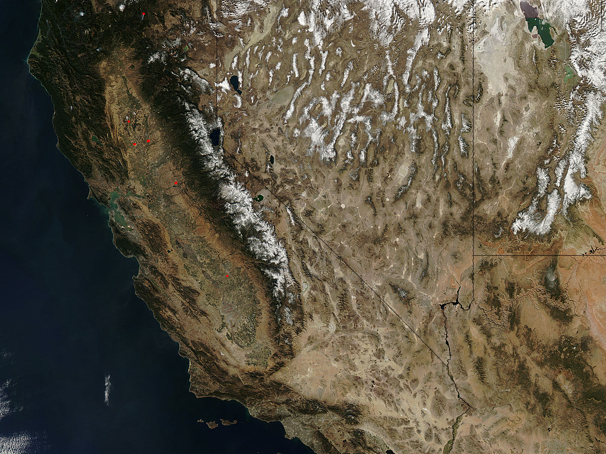 Autumn snow in the western United States - related image preview