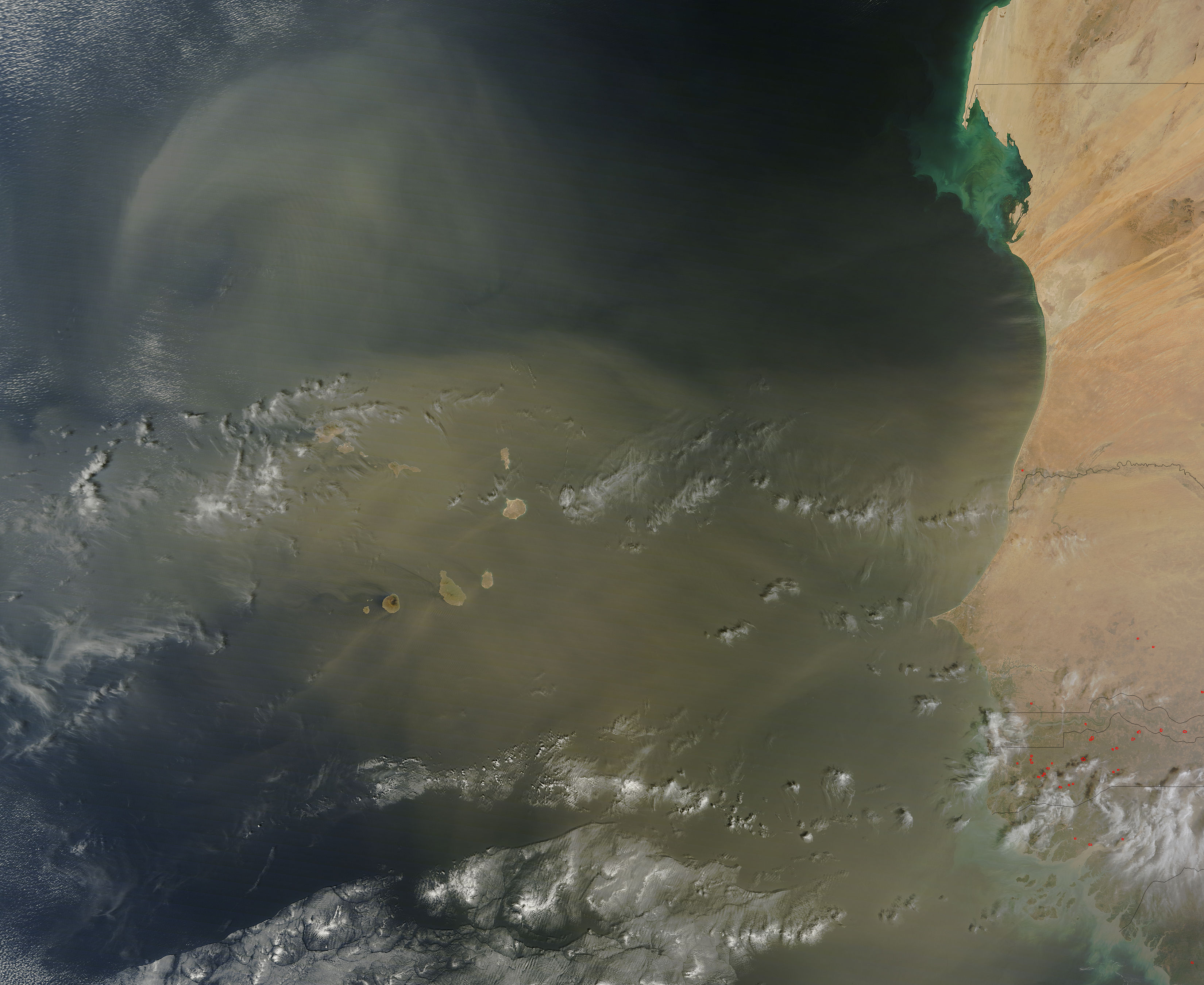 Dust storm off West Africa (morning overpass) - related image preview