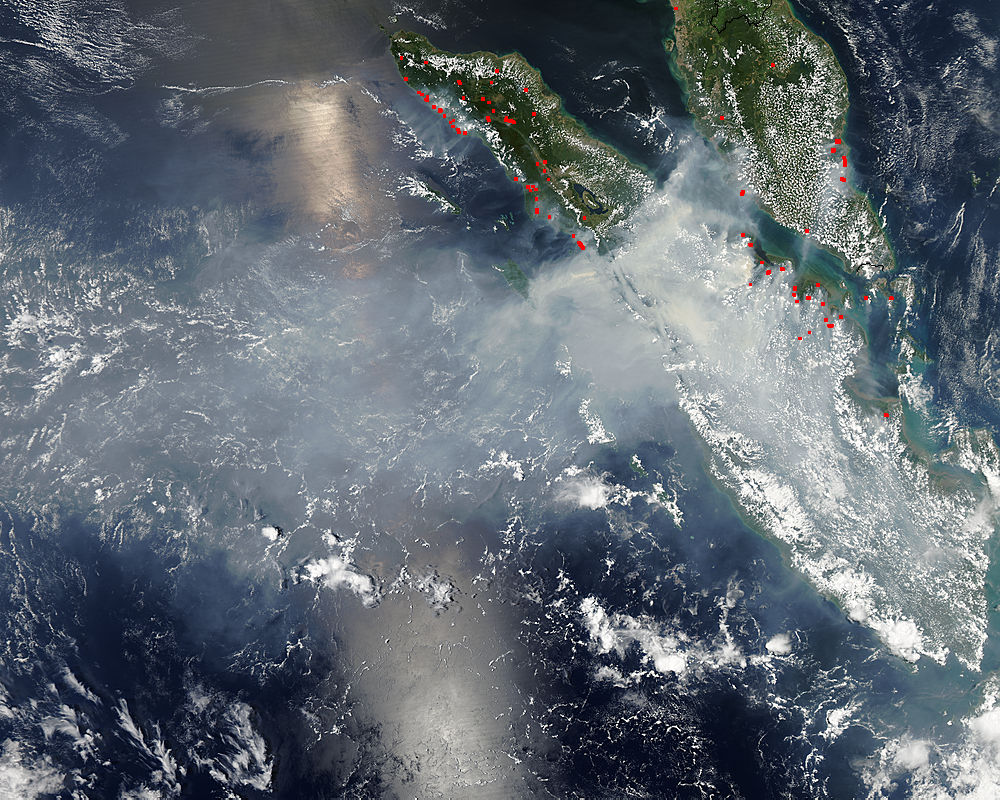 Smoke and fires from Sumatra - related image preview