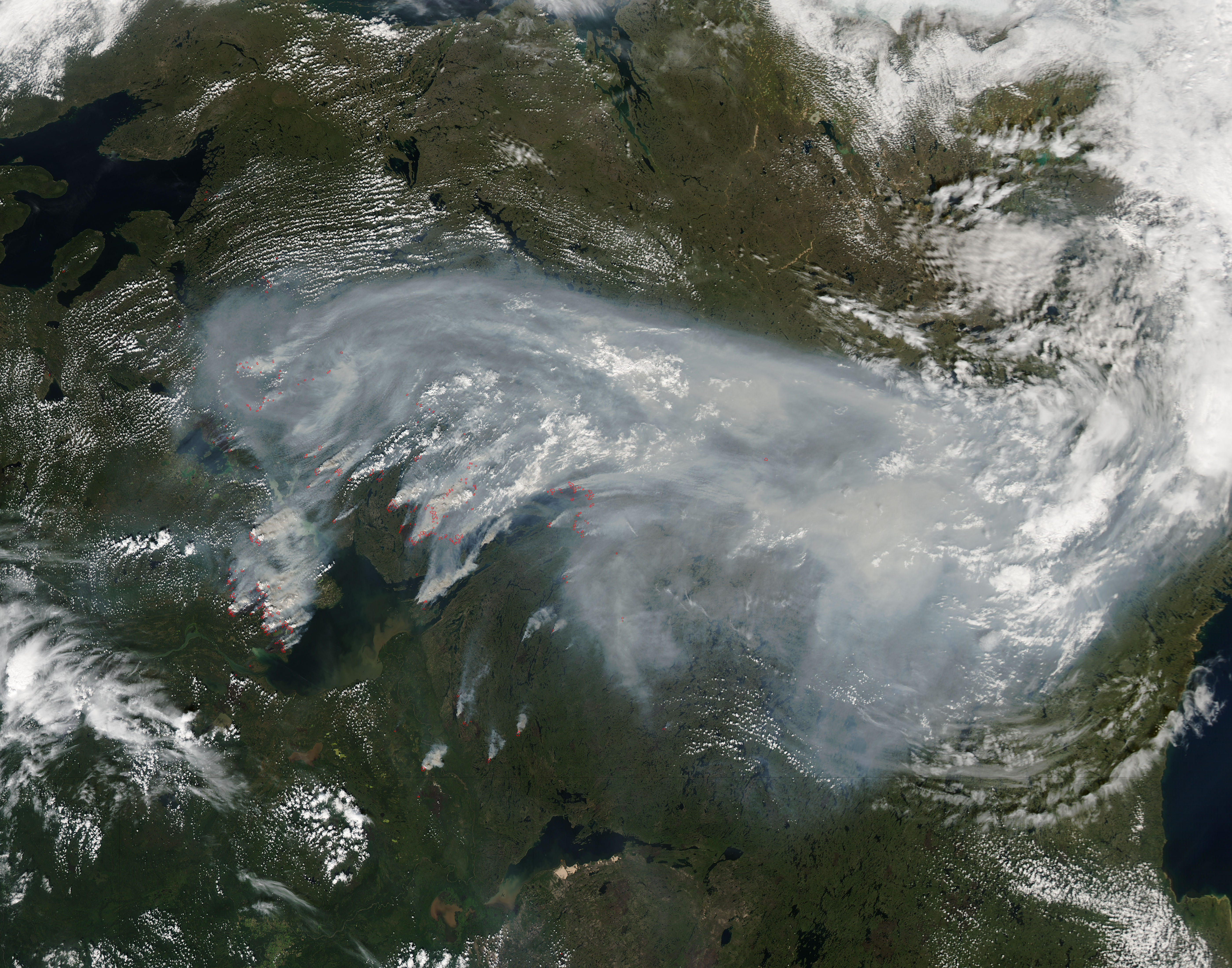 Fires and smoke in northern Canada - related imagethumbnail