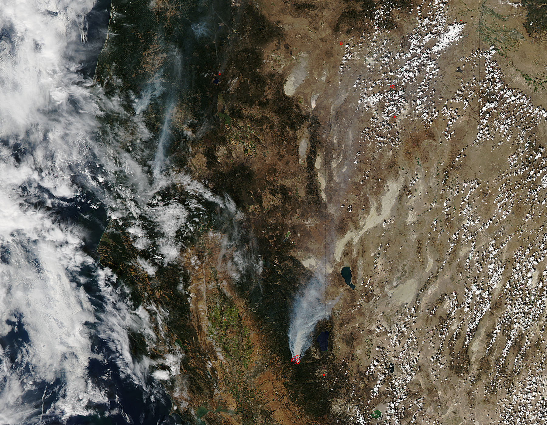 Fires in Oregon and California (afternoon overpass) - related image preview