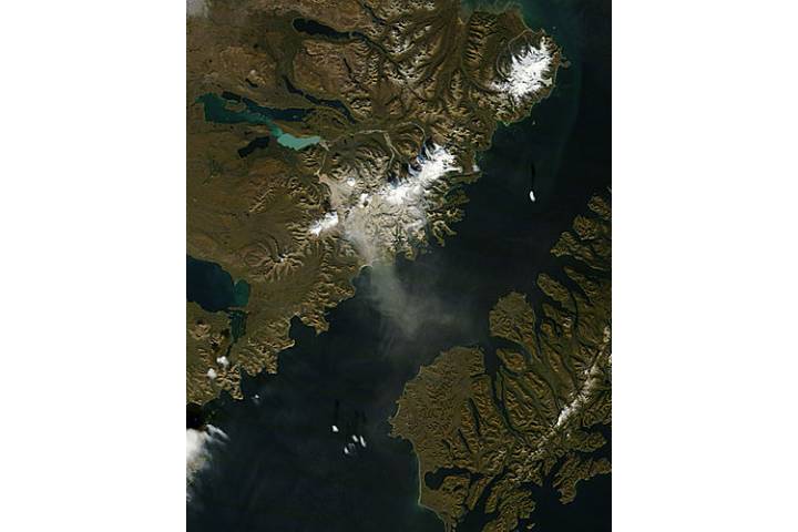 Sediment Plumes Around Greenland