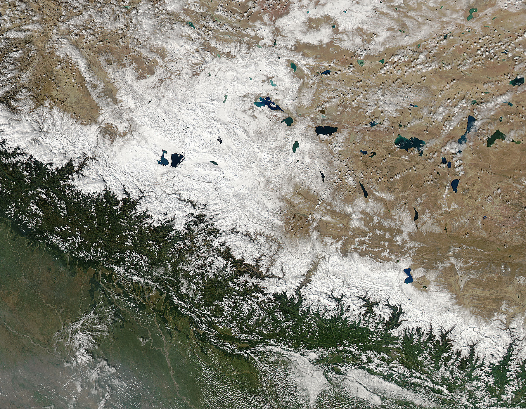 Snow from Hudhud in Nepal and southwest China - related image preview