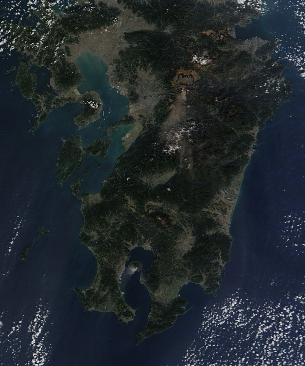 Ash plumes from Asosan and Sakura-jima, southern Japan (morning overpass) - related image preview
