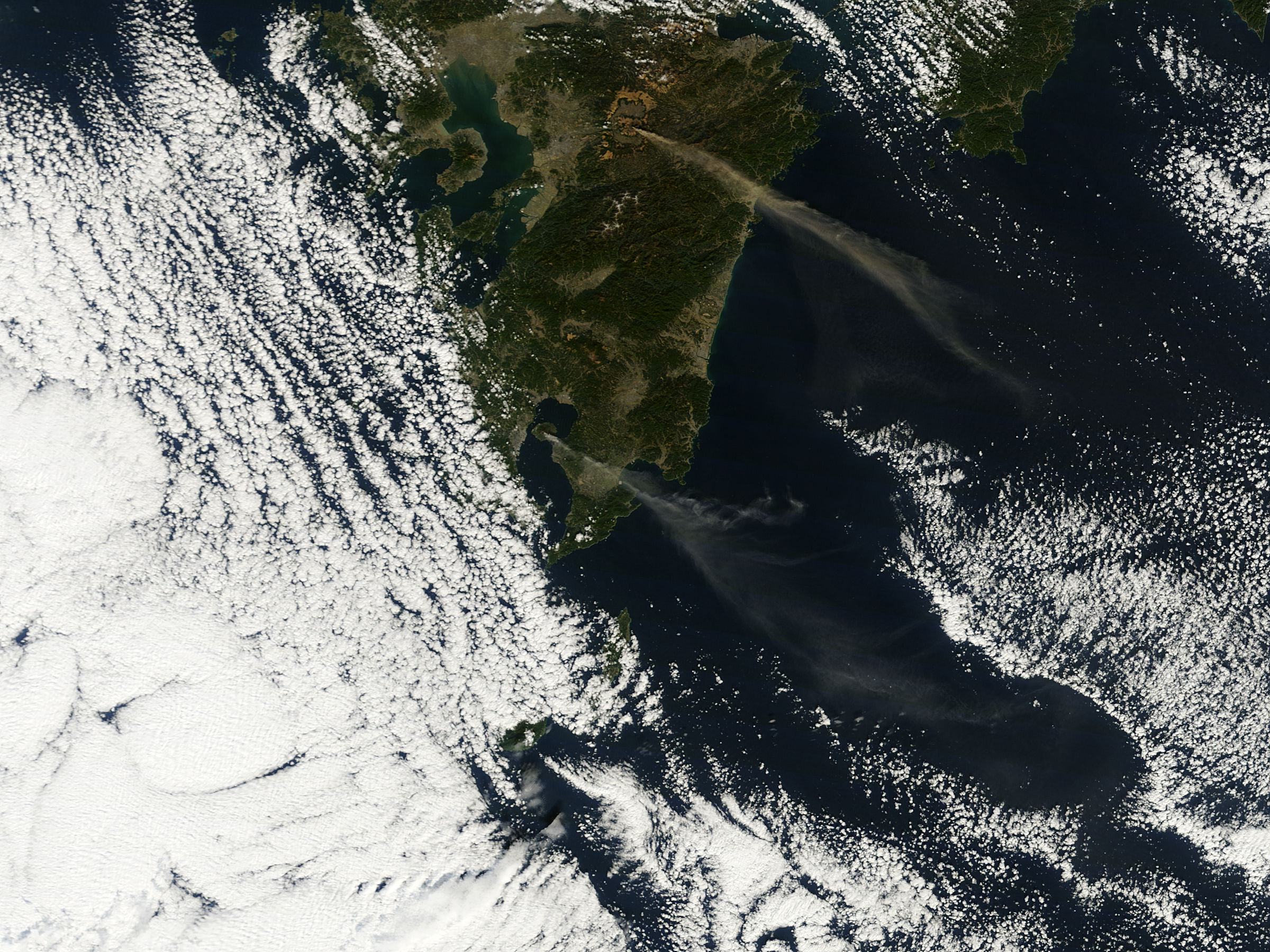 Ash plumes from Asosan and Sakura-jima, southern Japan (morning overpass) - related image preview