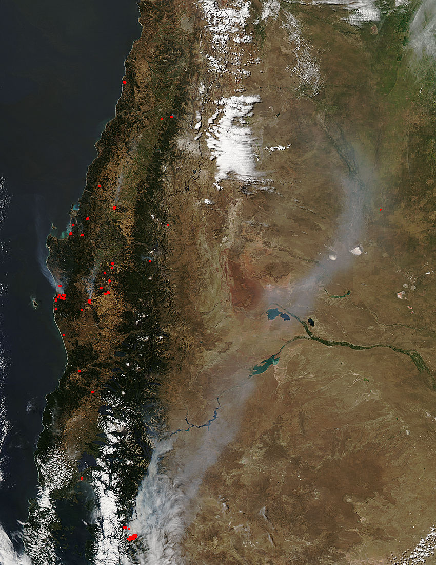 Fires and smoke in Chile and Argentina - related image preview