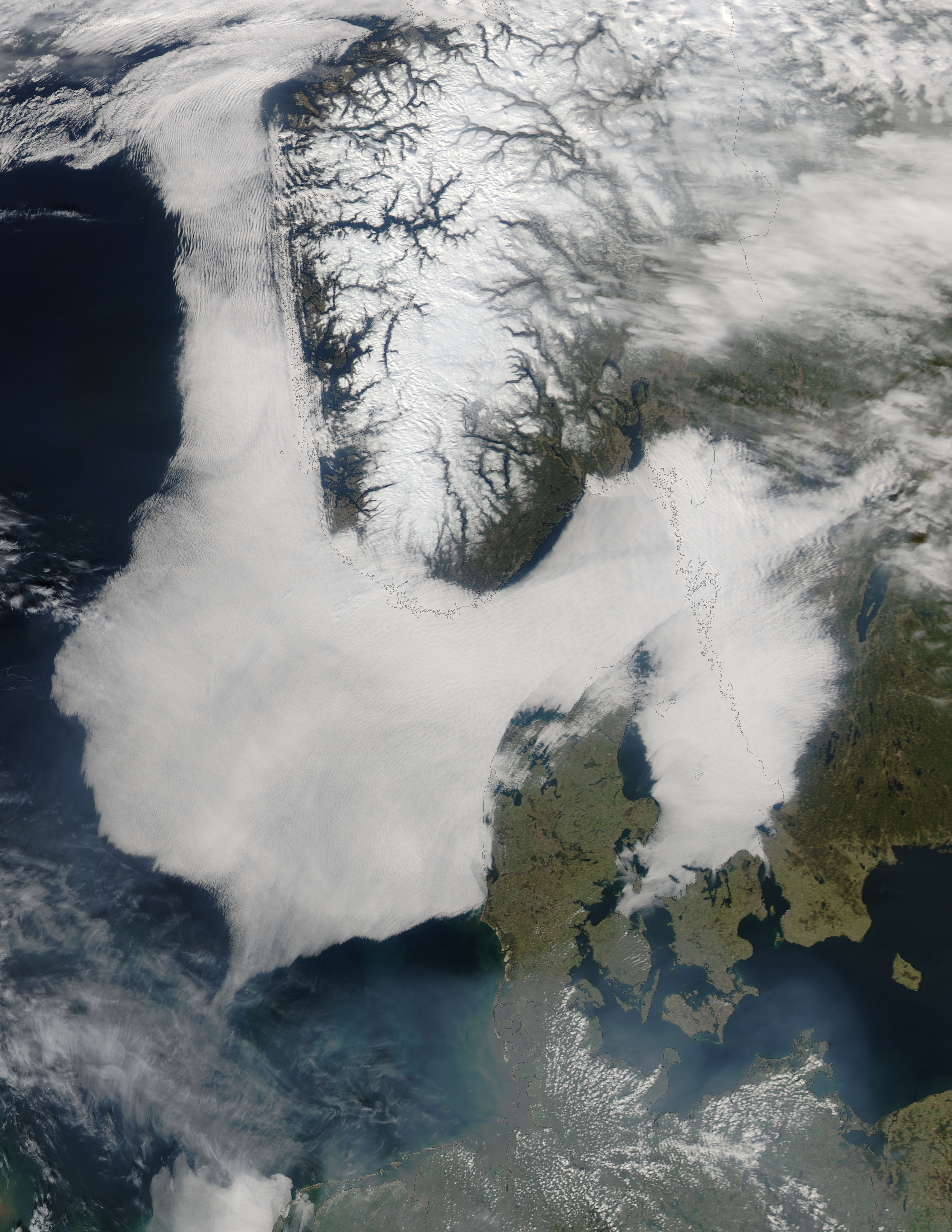 Low clouds in the North Sea, Skagerrak, and Kattegat - related image preview