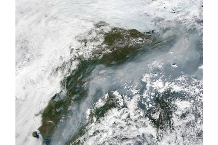 Fires and smoke in northern Alaska - selected image