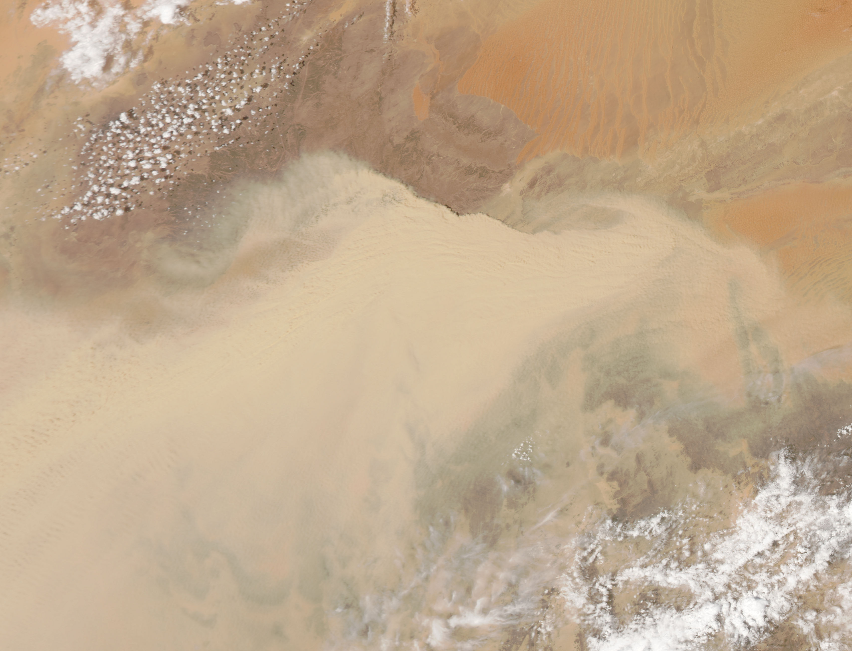 Dust storm in southern Algeria - related image preview