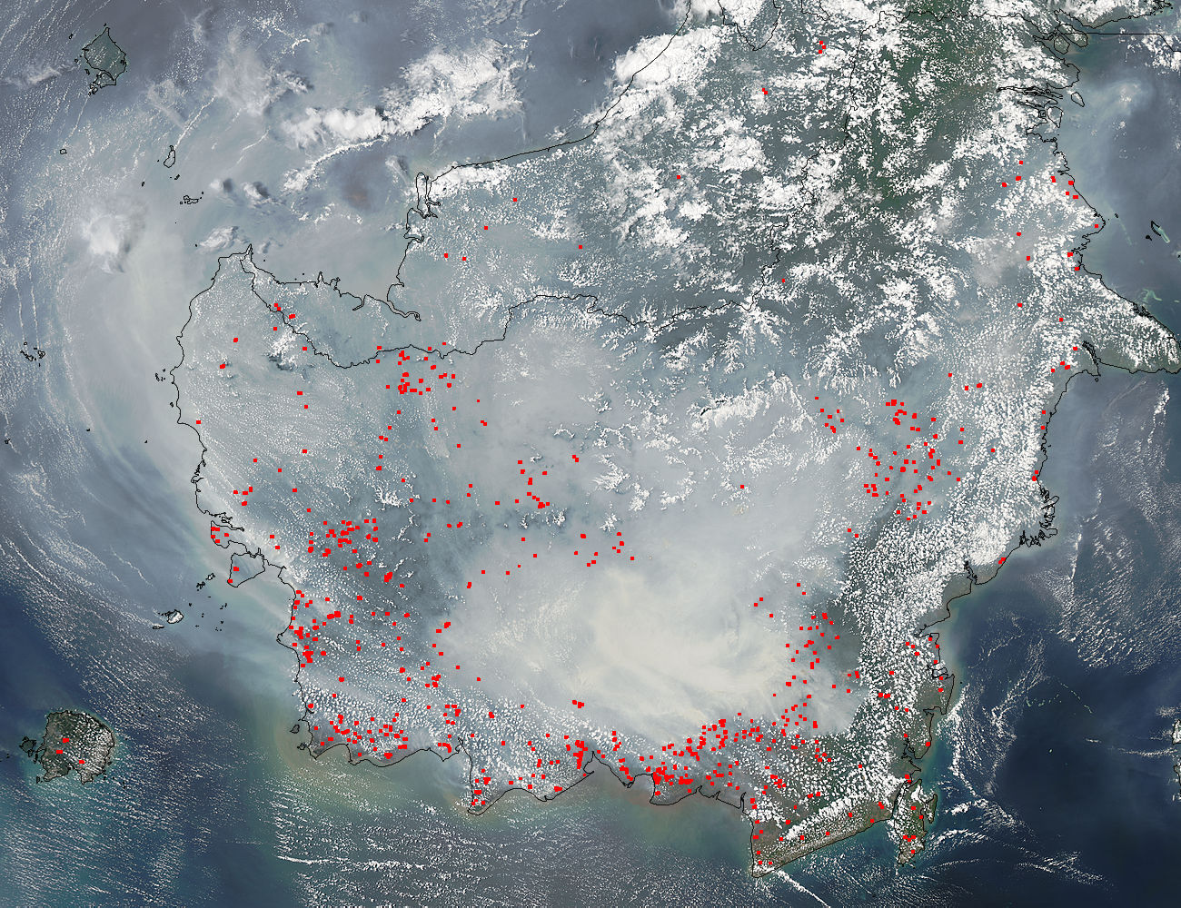 Smoke and fires in southern Borneo - related image preview