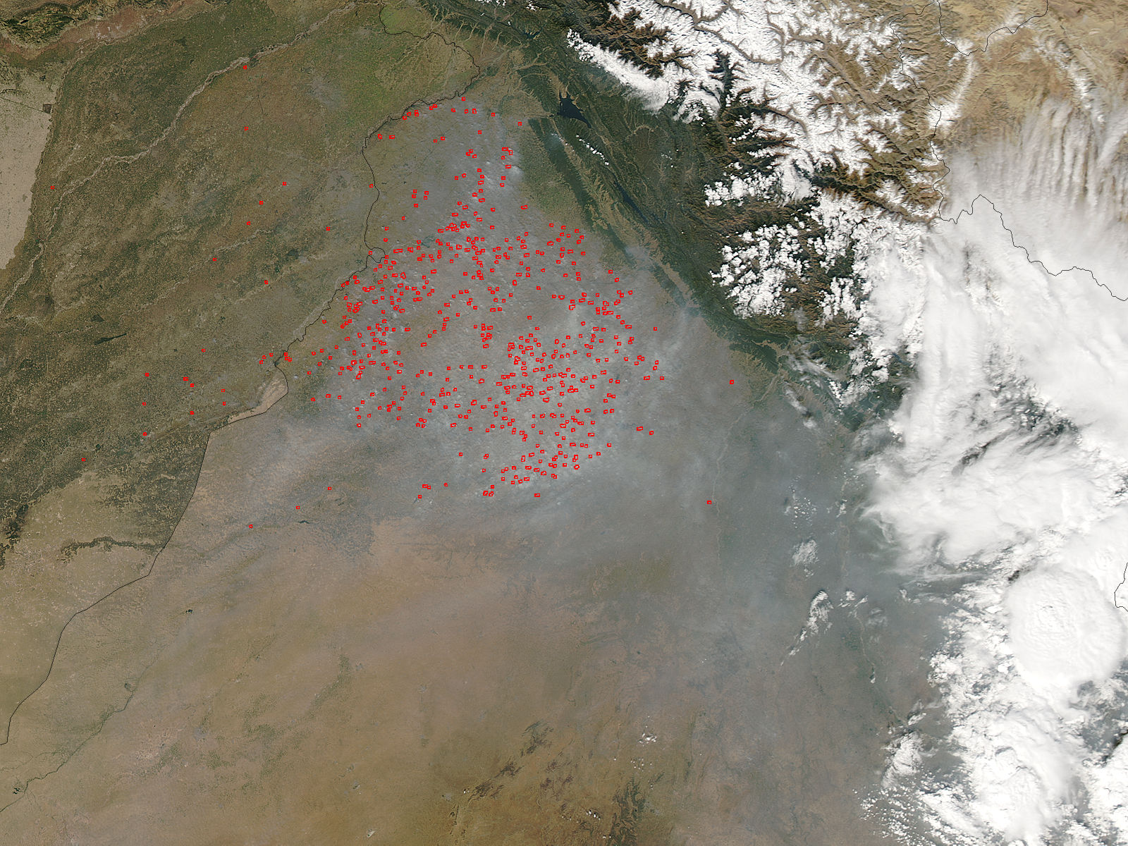 Fires and smoke in northwest India - related image preview