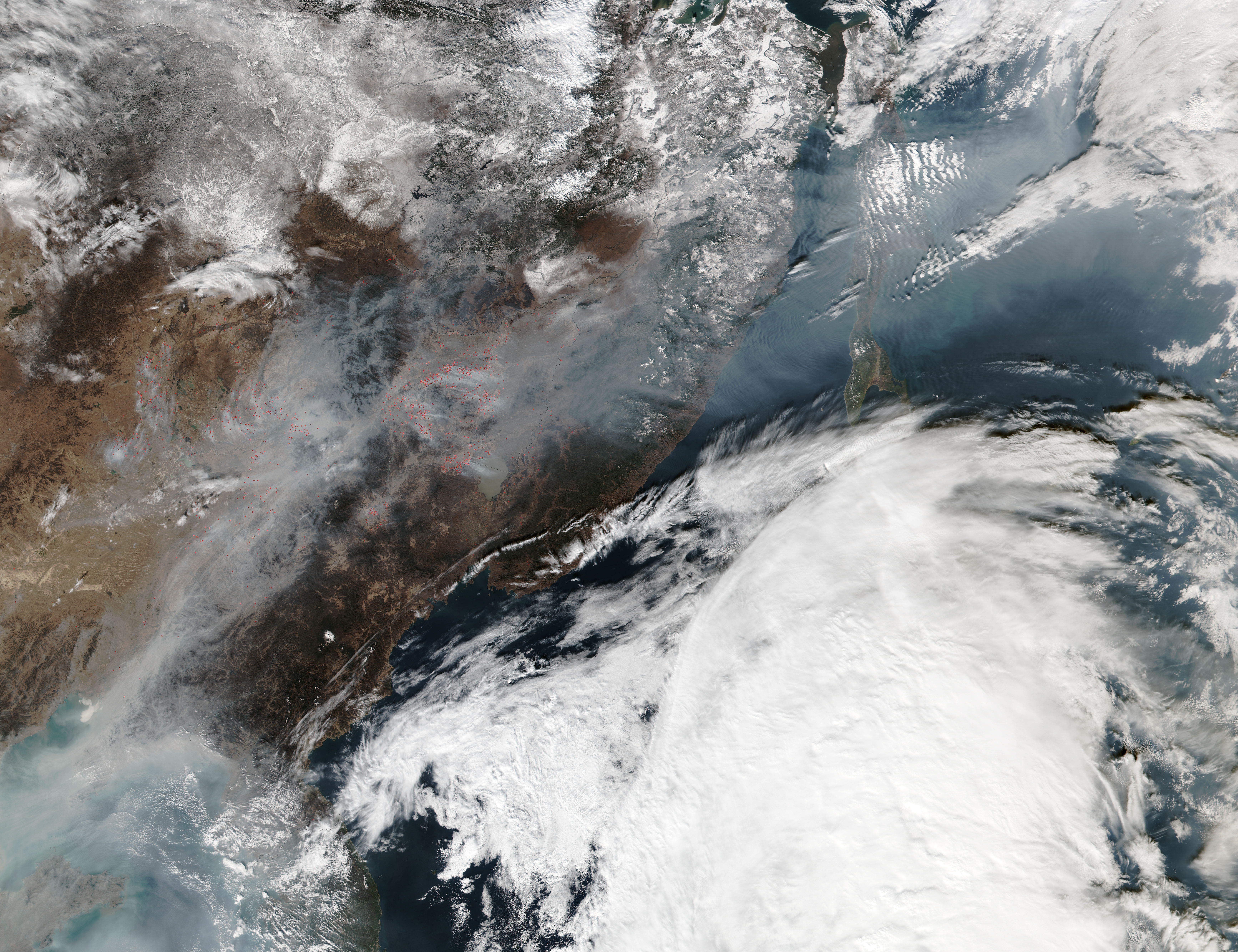 Smoke and fires in eastern China - related image preview