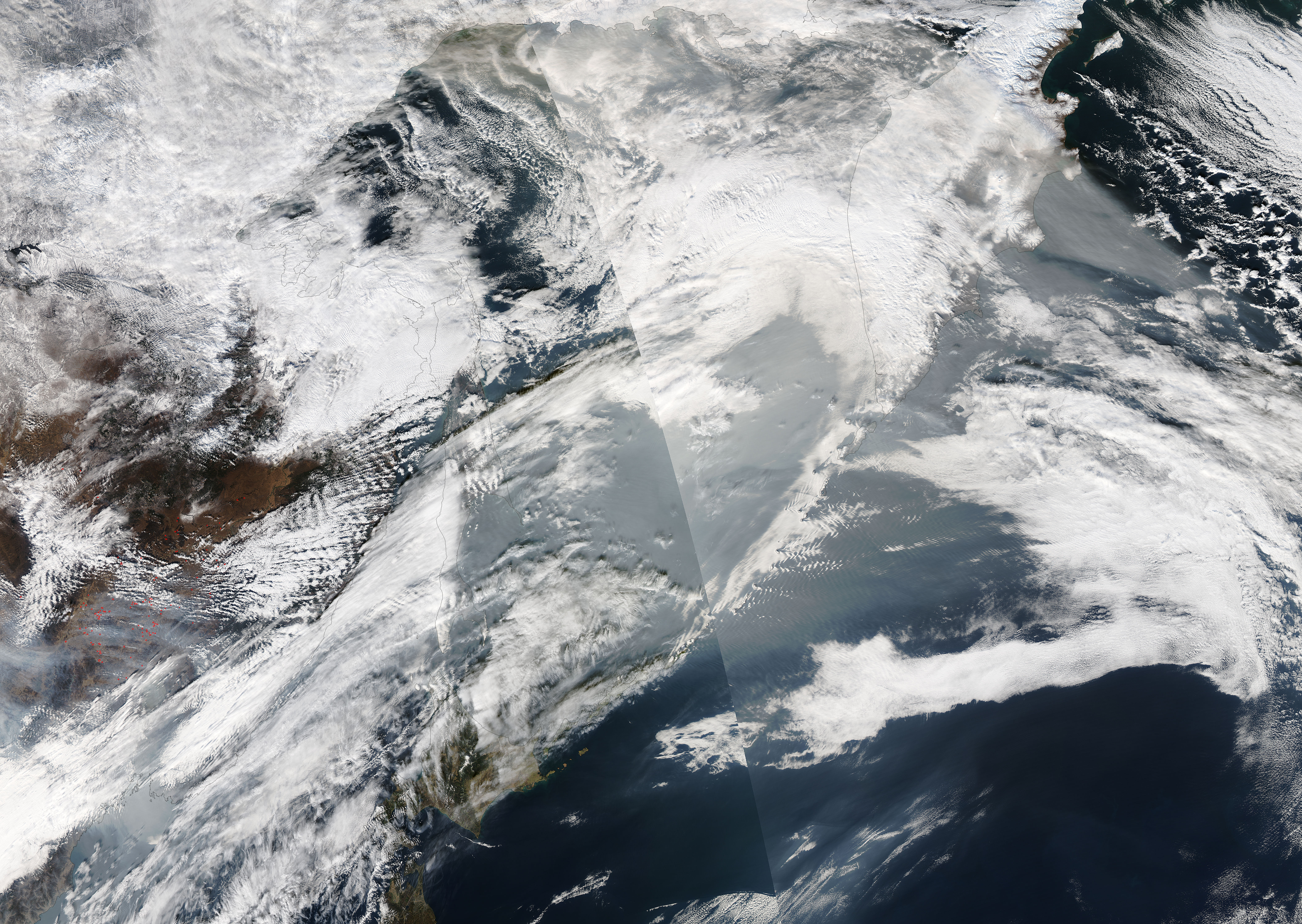 Smoke from Asian fires over the northern Pacific Ocean - related image preview