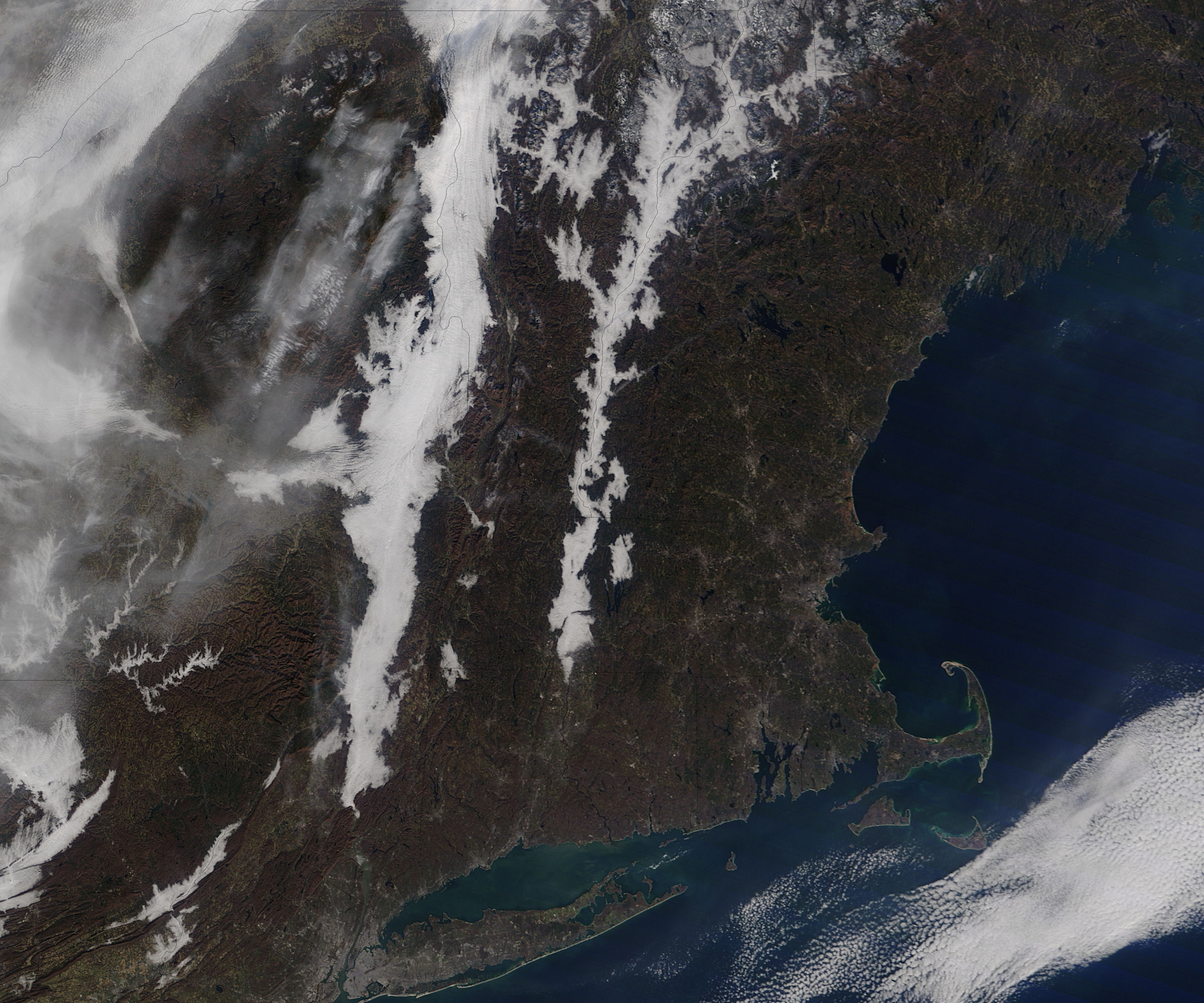 Low clouds in the Connecticut and Hudson River Valleys - related image preview