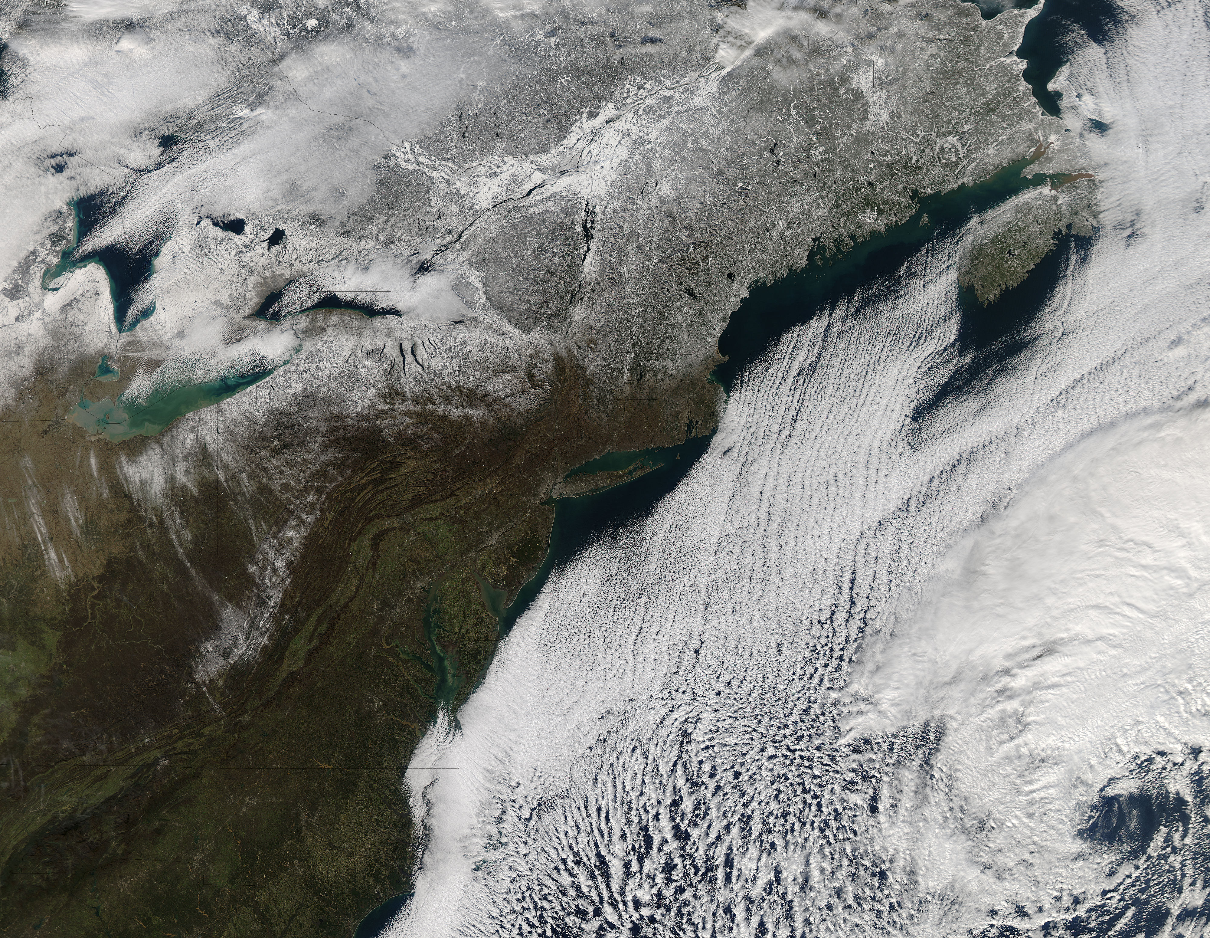 Snow and cloud streets in the northeast United States - related image preview