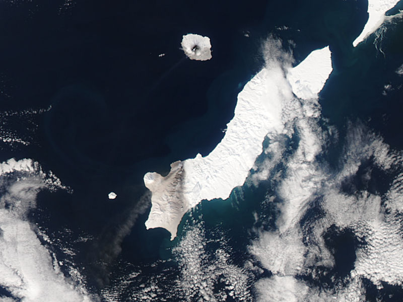 Activity at Alaid and Chikurachki, Kuril Islands - related image preview