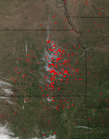 Fires in eastern Kansas - related image preview