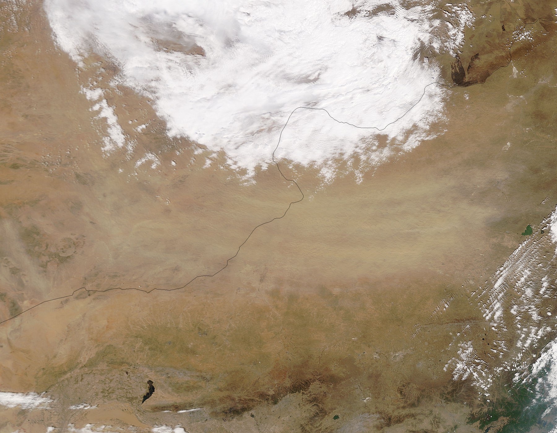 Dust storm in the Gobi Desert - related image preview