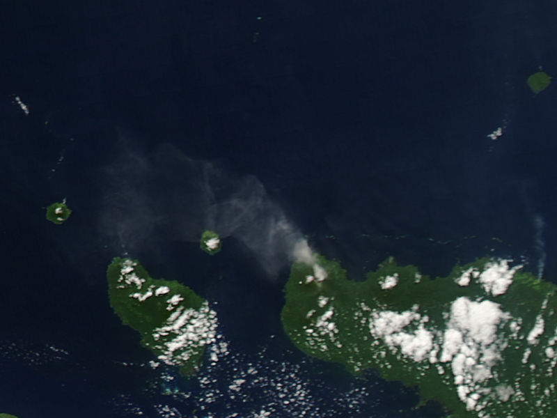 Plume from Langila, New Britain - related image preview