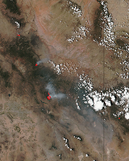 Wildfires in Arizona - related image preview