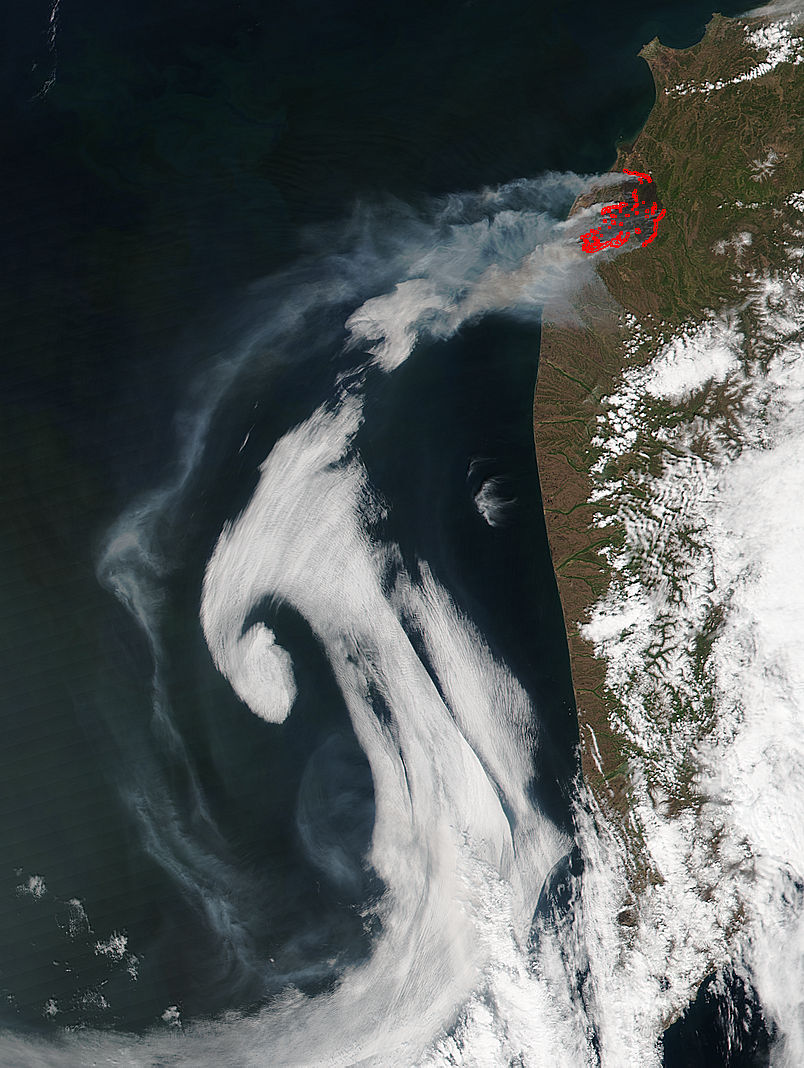 Smoke from fires in southwest Kamchatka - related image preview