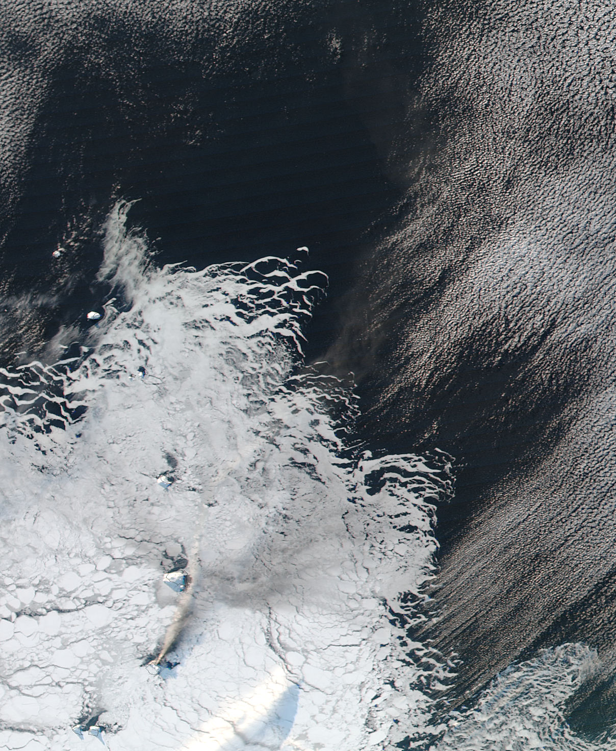 Eruption of Bristol Island volcano, South Sandwich Islands - related image preview