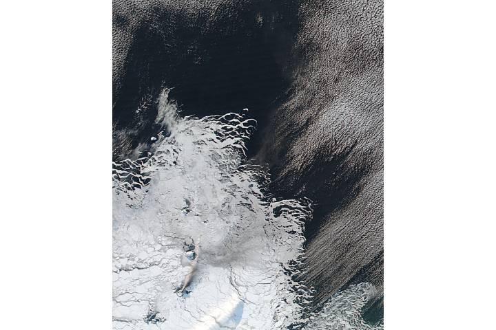 Eruption of Bristol Island volcano, South Sandwich Islands