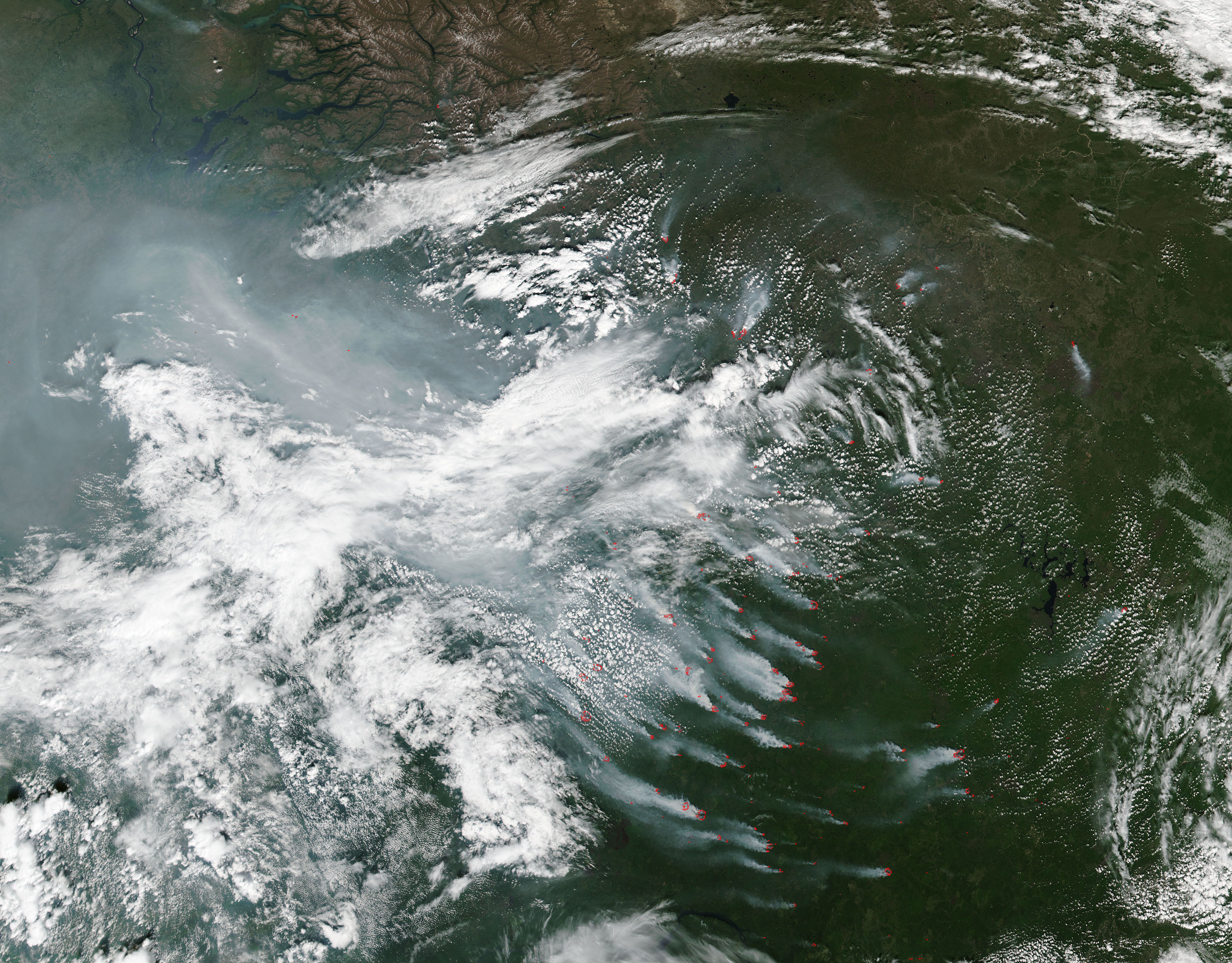 Fires and smoke in central Russia - related image preview