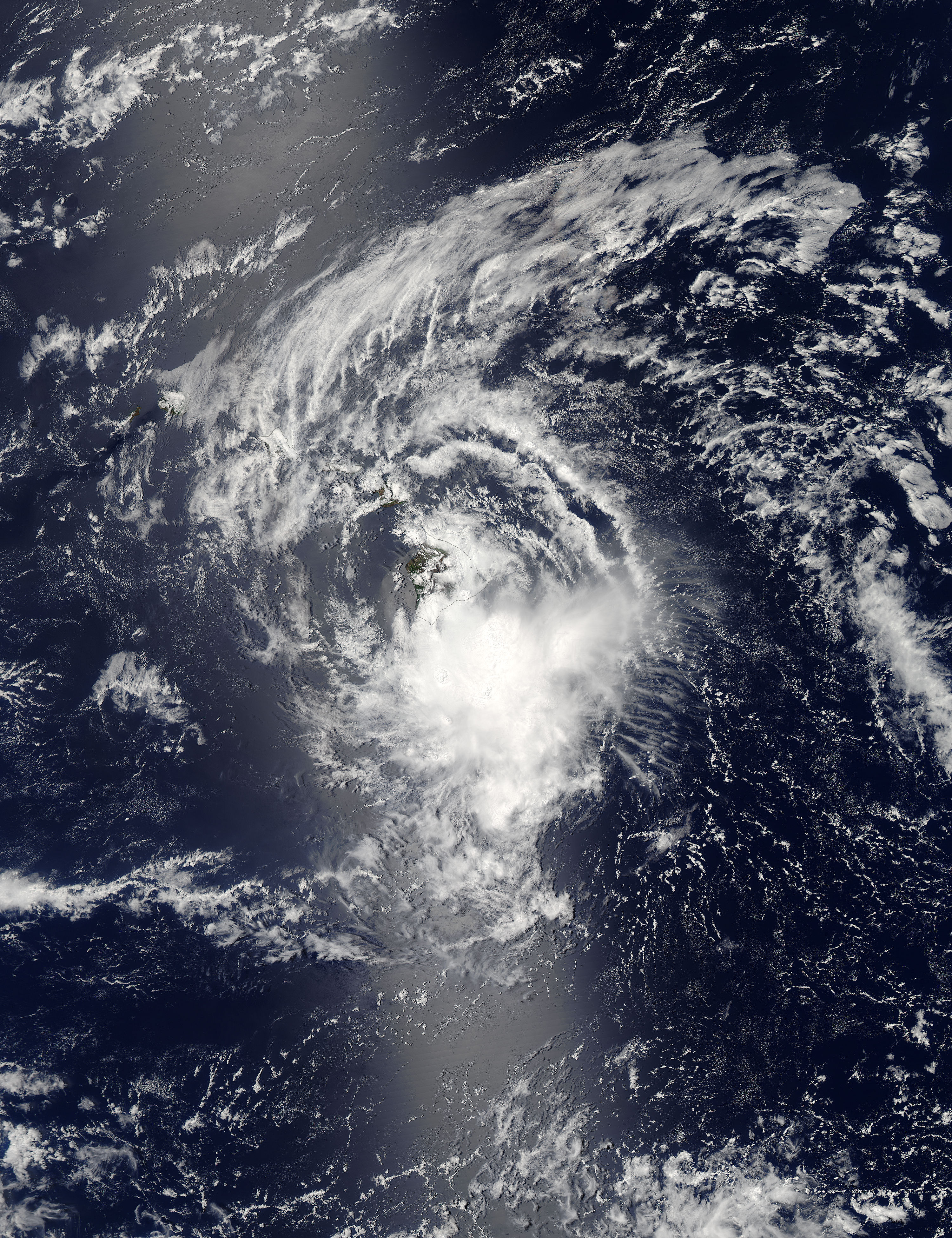 Tropical Storm Darby (05E) over the Hawaiian Islands - related image preview