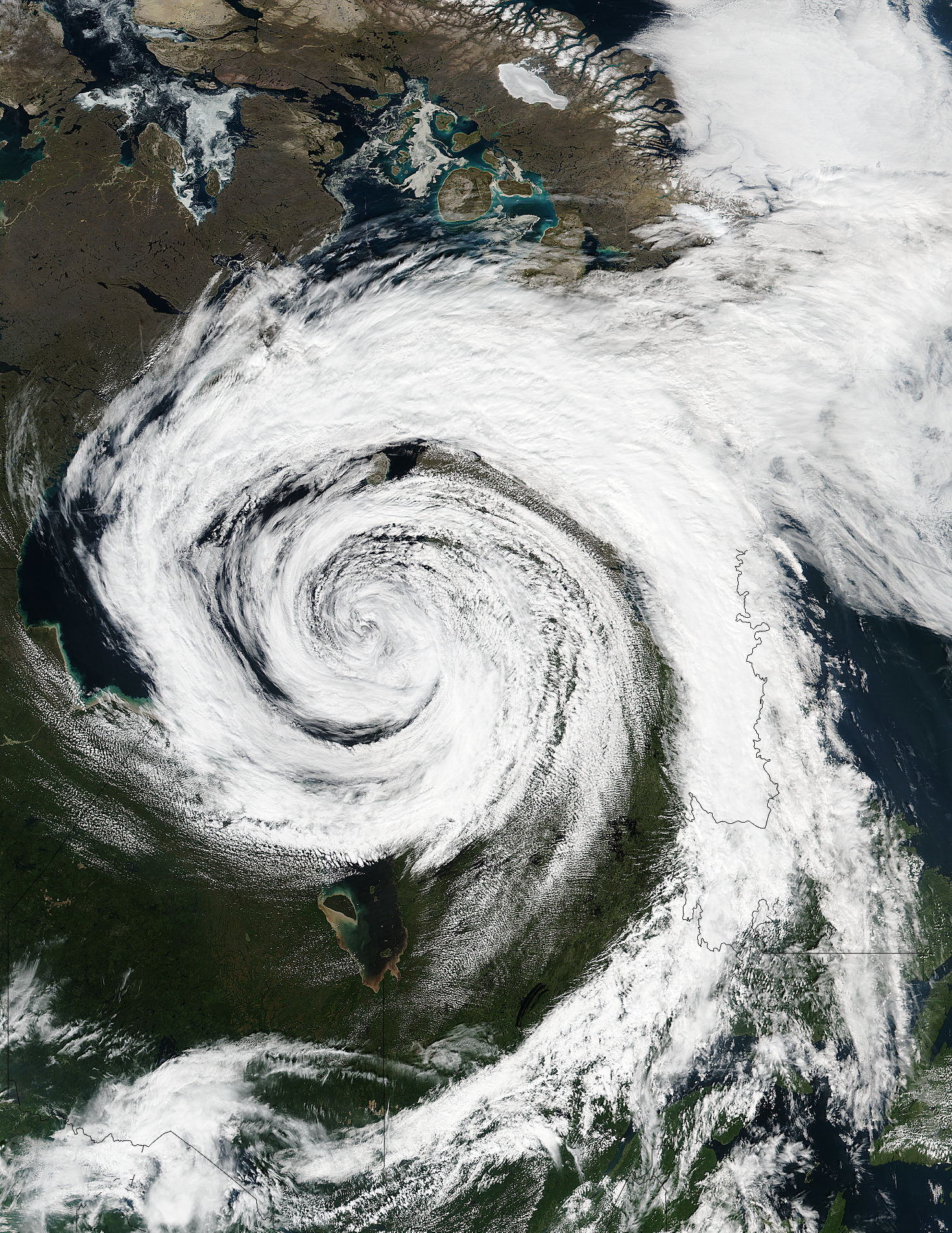 Low pressure system over eastern Canada - related image preview