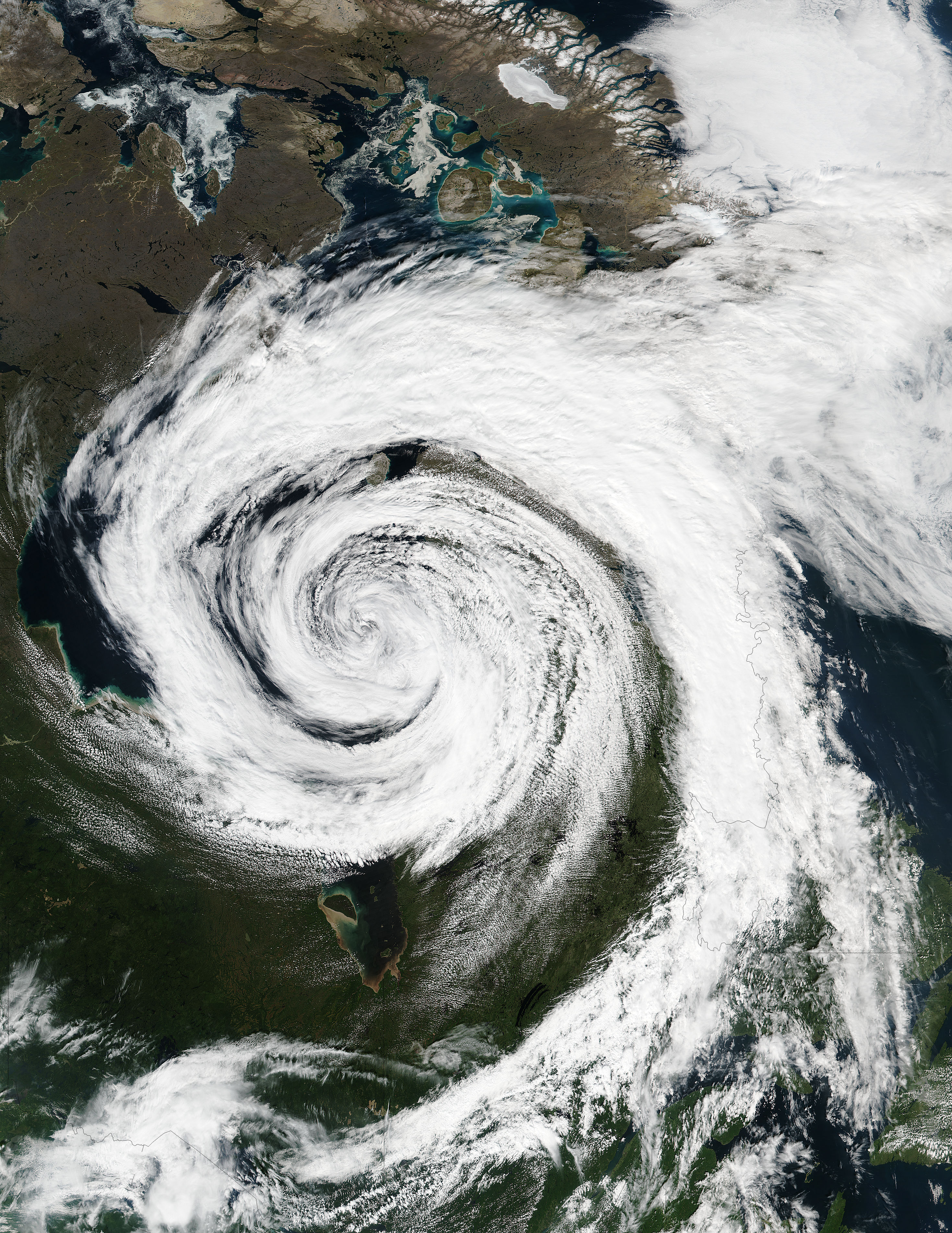 Low pressure system over eastern Canada - related image preview