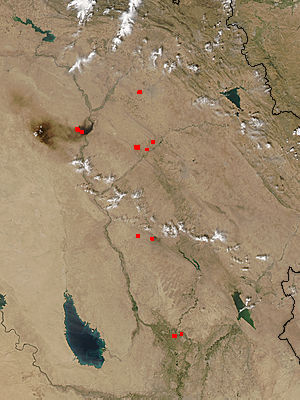 Oil fires in Iraq - related image preview