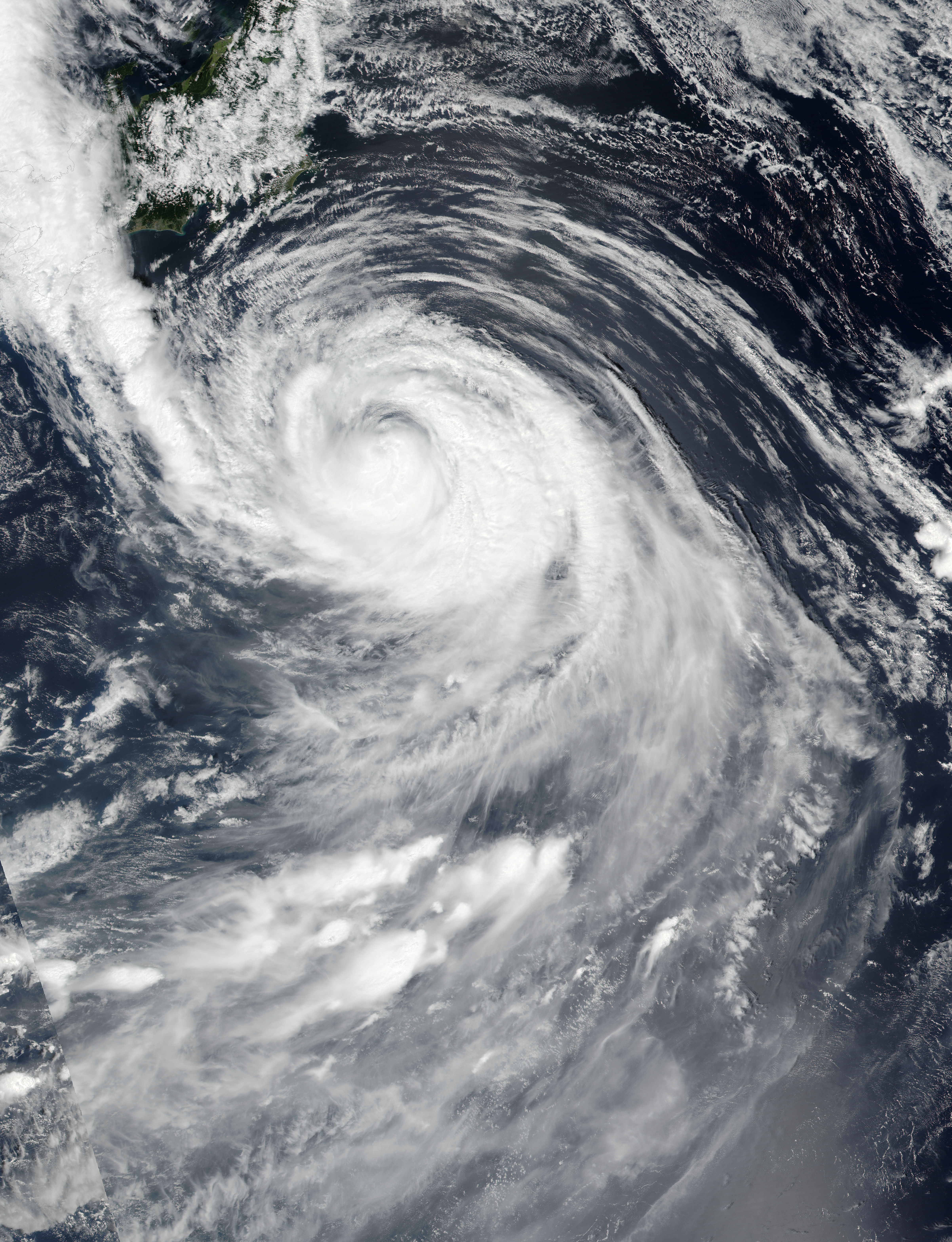 Typhoon Lionrock (12W) off Japan - related image preview