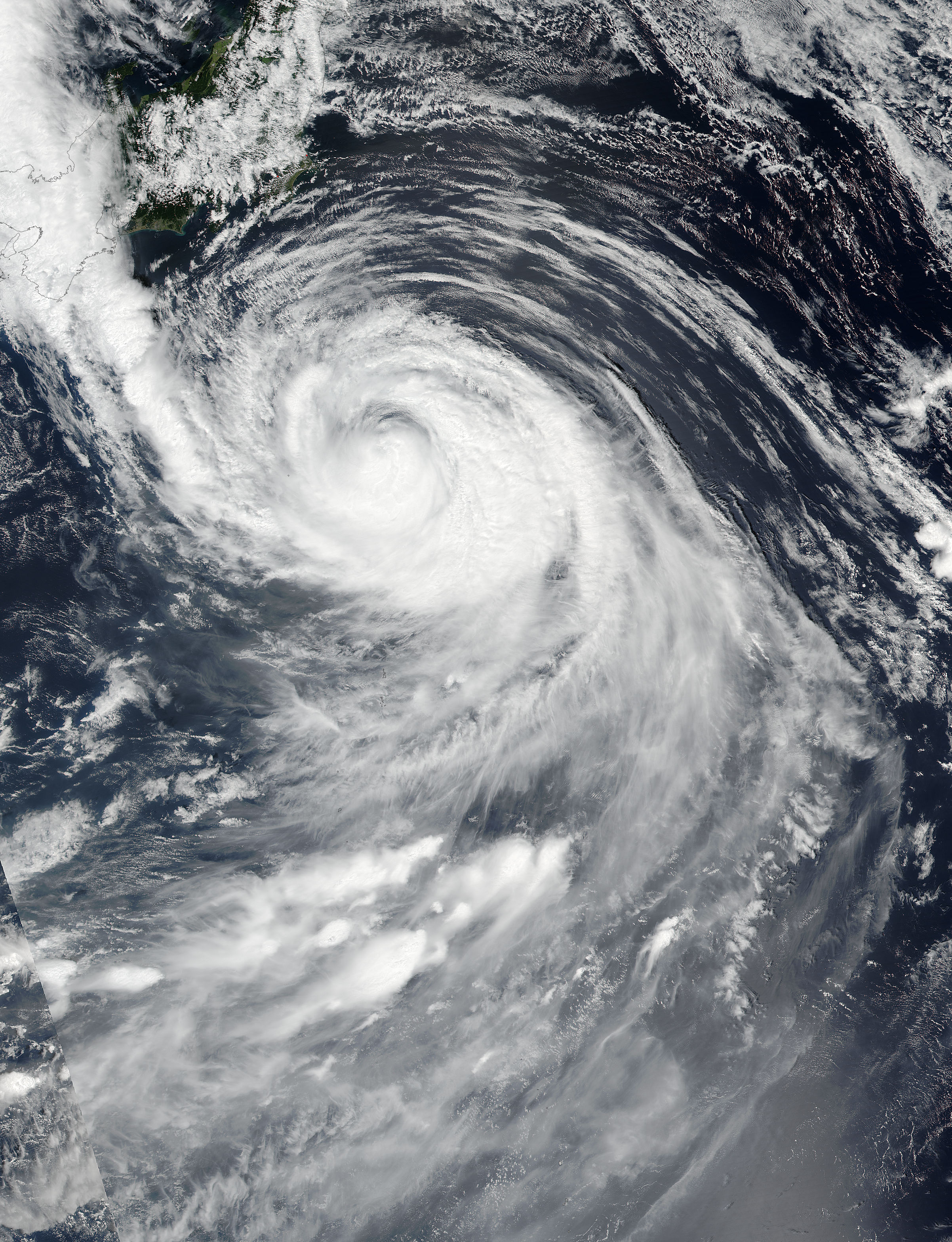 Typhoon Lionrock (12W) off Japan - related image preview