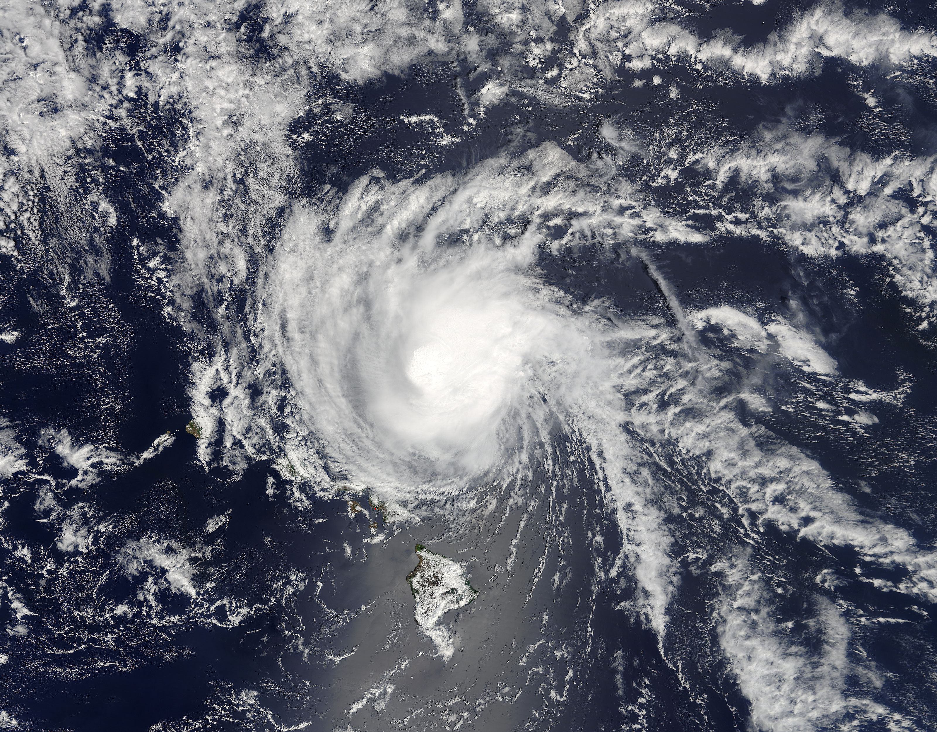 Hurricane Lester (13E) off Hawaii - related image preview