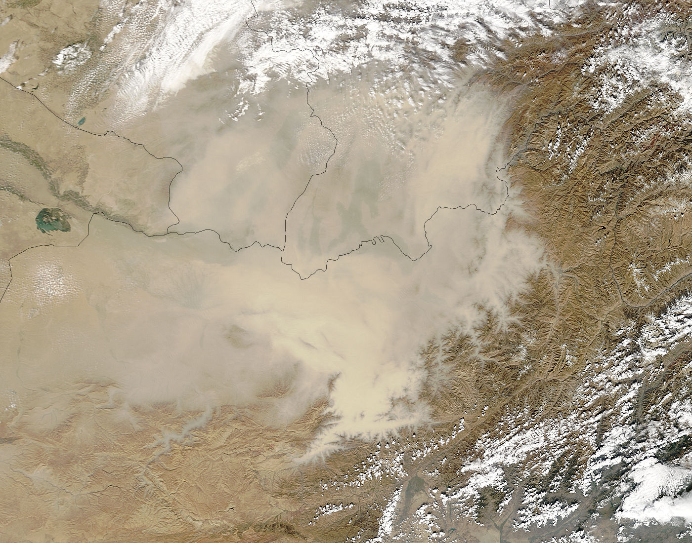 Dust storm in Afghanistan - related image preview