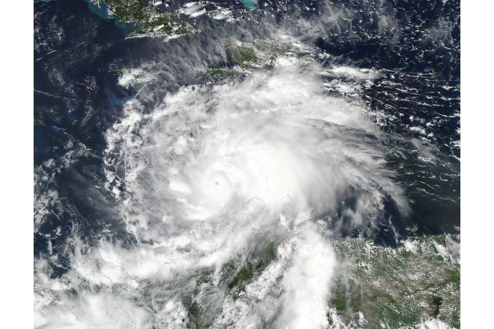 Hurricane Matthew (14L) in the Caribbean Sea - selected child image