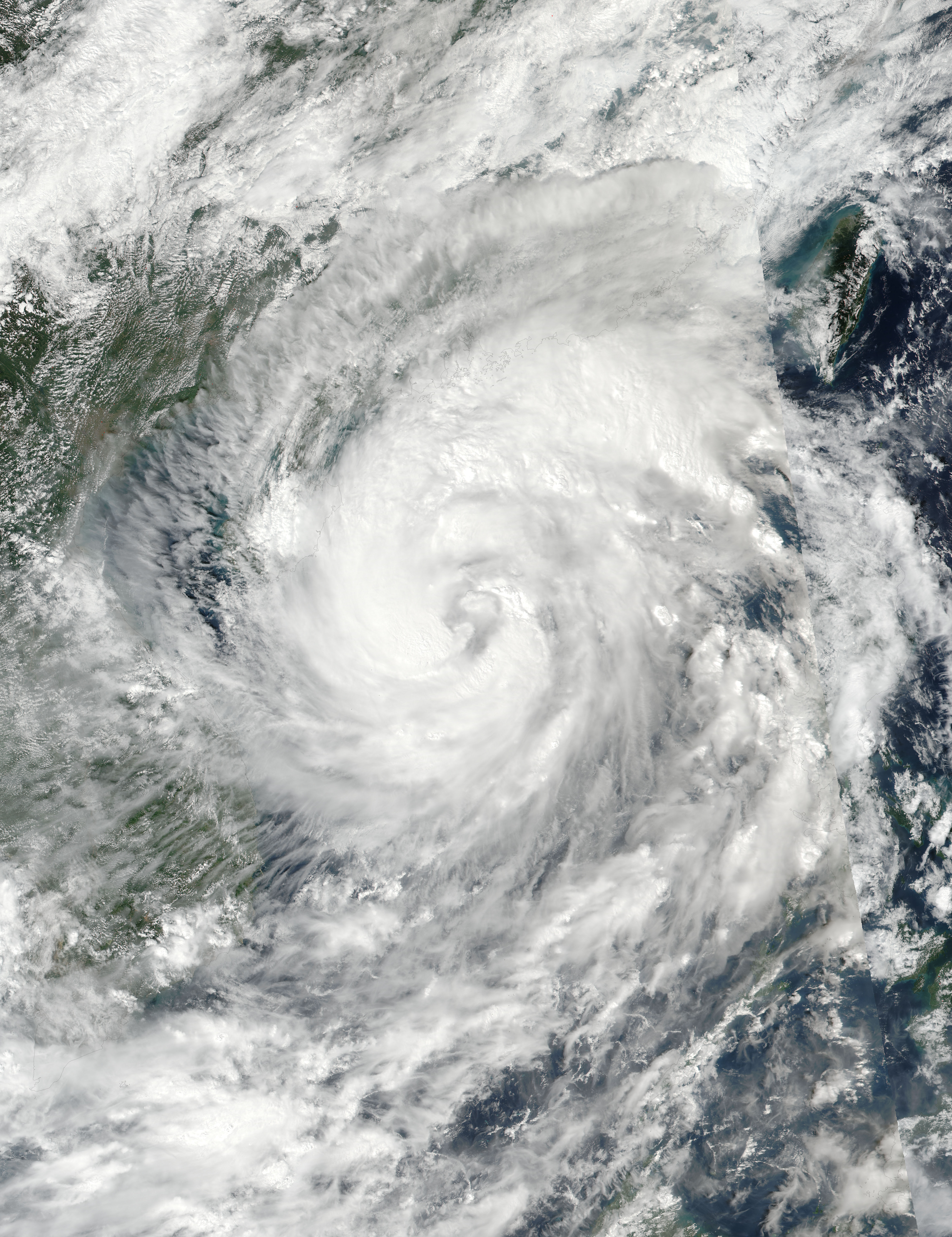 Typhoon Sarika (24W) approaching China - related image preview