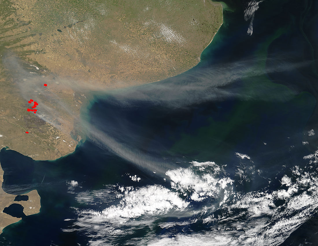 Fires and smoke in Argentina - related image preview