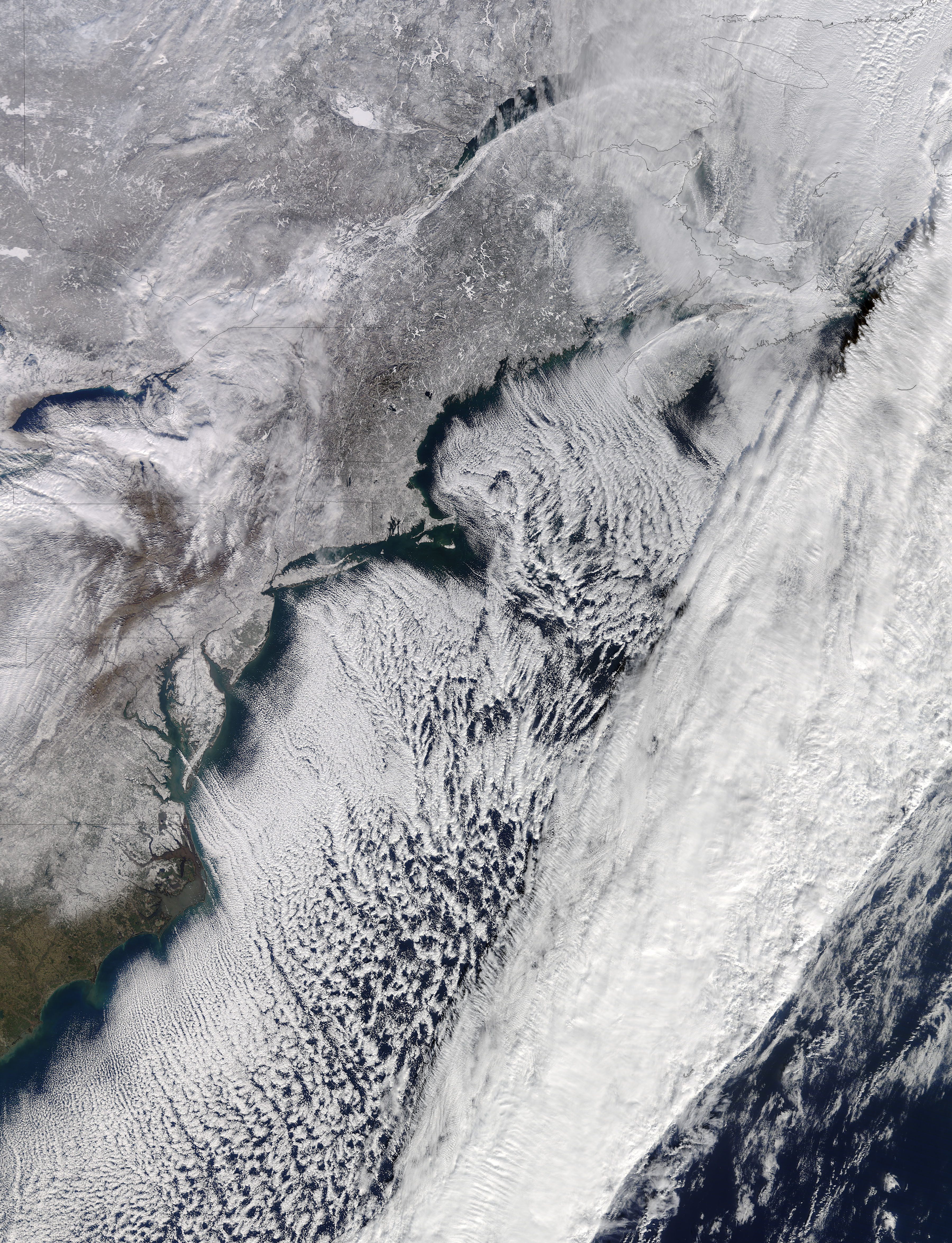 Cloud streets and snow along the eastern seaboard - related image preview