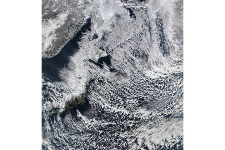 Cloud streets in the western Pacific Ocean - selected image