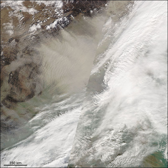 Dust Storm over East China