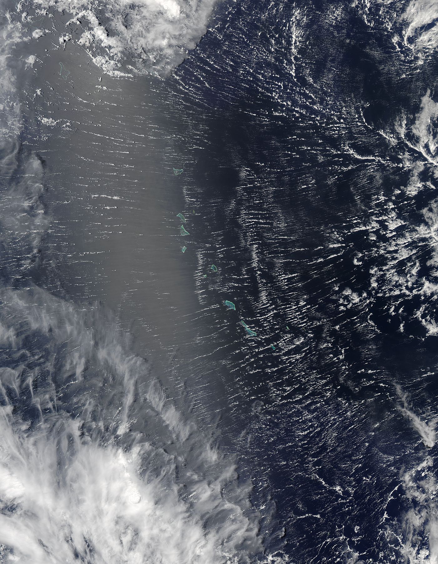 Clouds in the central Pacific Ocean - related image preview