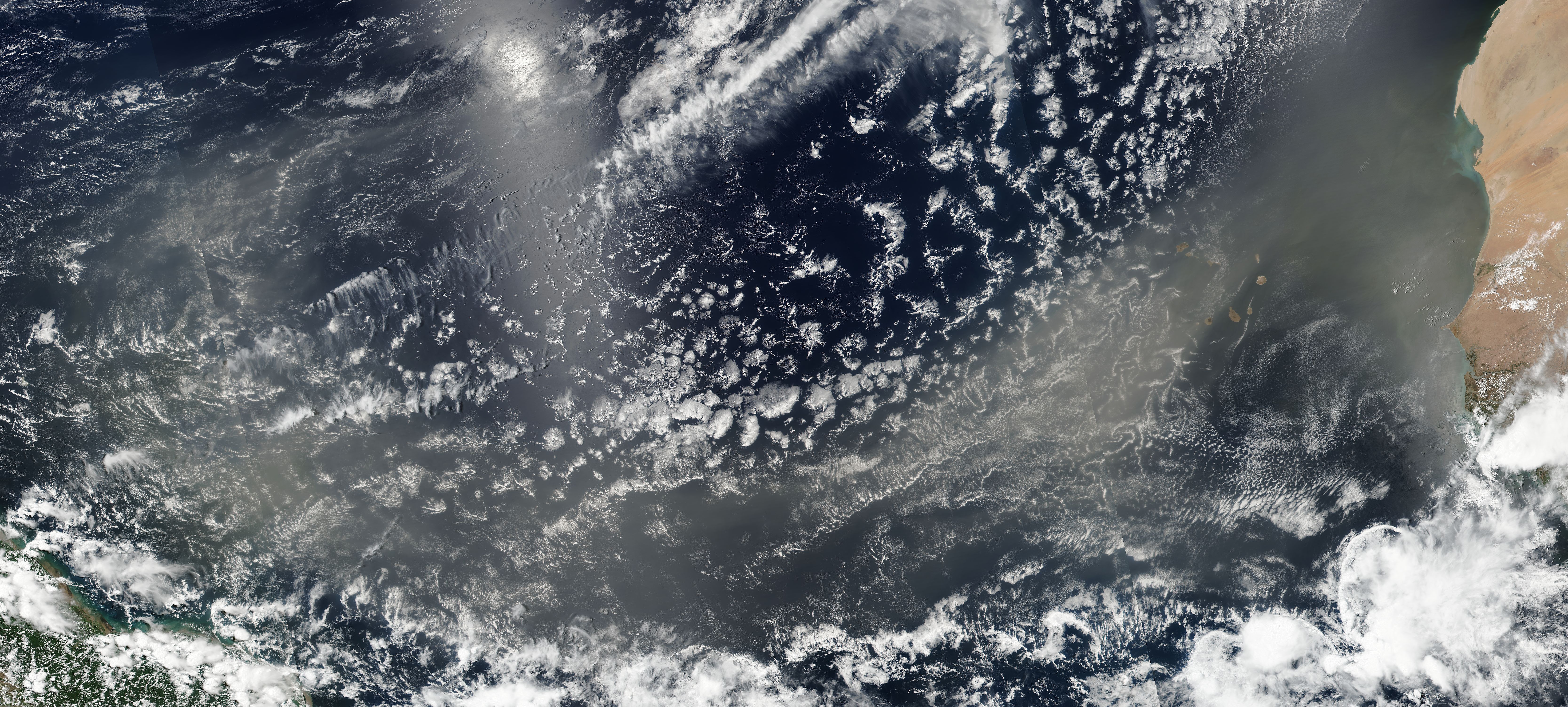 Saharan dust across the Atlantic Ocean - related image preview