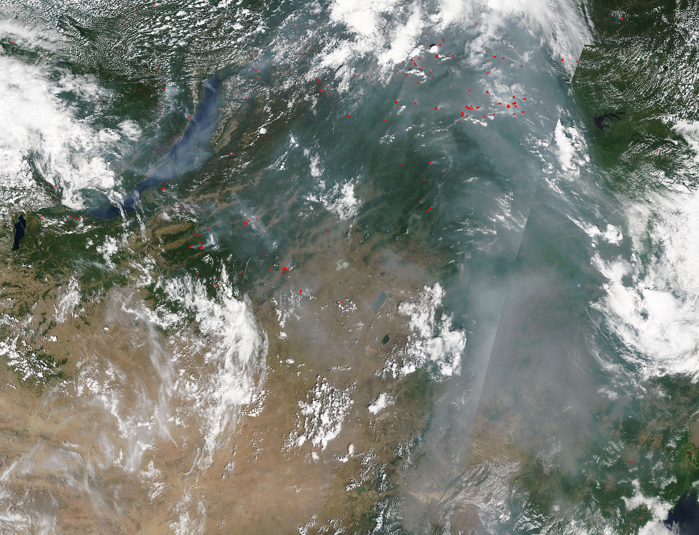 Smoke from fires in central Russia - related image preview