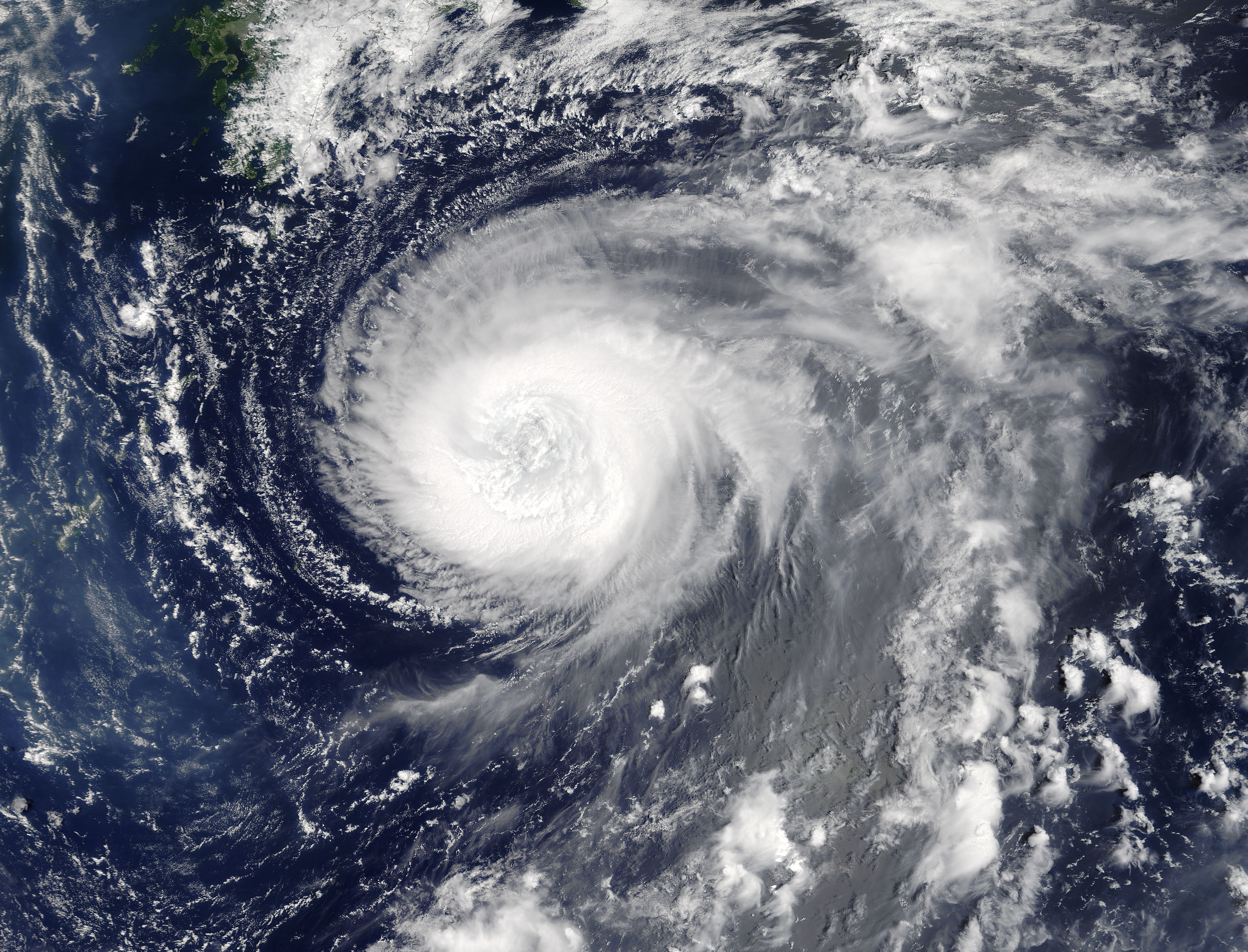 Typhoon Noru (07W) off Japan - related image preview